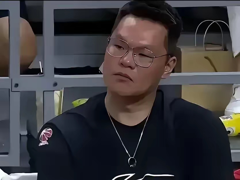 Faker重要时刻重返赛场，雄鹿带队取胜！引发球迷热议(雄鹿队bucks)