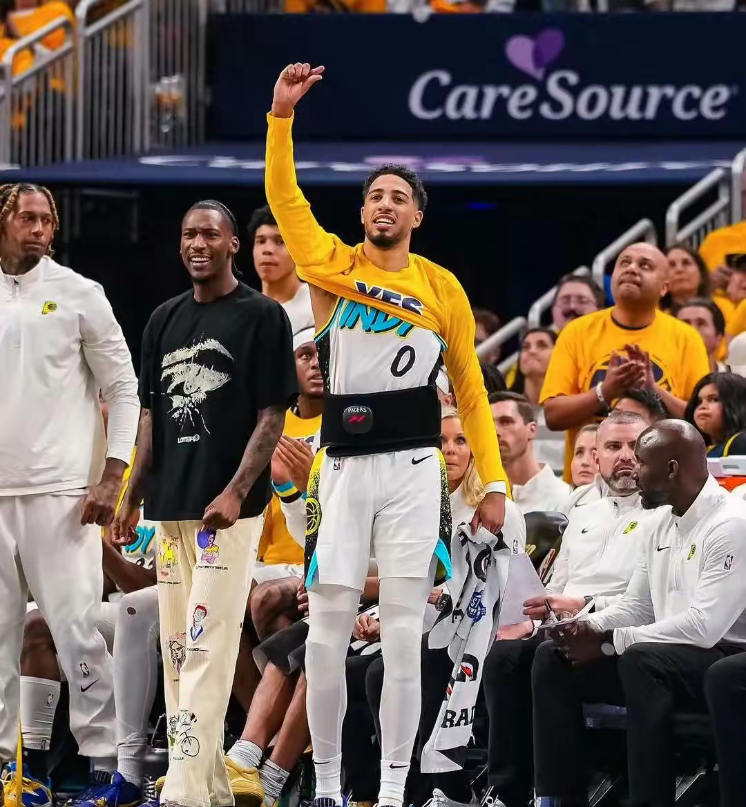 NBA季后赛今夜走向成谜,皇家社会更衣室发声,引发热议,更衣室氛围转暖(今日2014nba季后赛热火) NBA季后赛今夜走向成谜,皇家社会更衣室发声,引发热议,更衣室氛围转暖(今日2014nba季后赛热火)