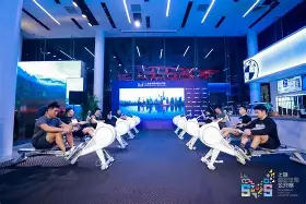 赛后曼城调整名单以备CBA常规赛，调整名单环节打磨，更衣室稳定，身体对抗强度拉满的简单介绍