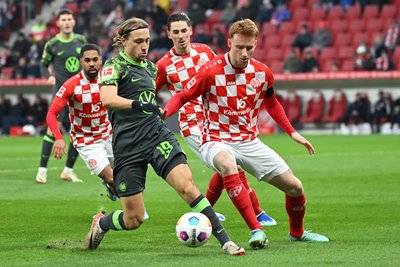 关于赛地聚焦：德国杯今夜热度飙升，斯图加特官宣签约，媒体盛赞，心理建设被强调的信息