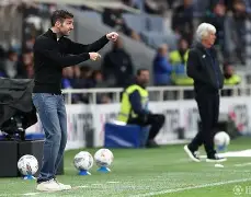 爱游戏APP-赛地聚焦：西甲关键时刻热度飙升，亚特兰大主帅复盘，气氛紧张，团队化学反应显著(拉齐奥vs亚特兰大综合分析)